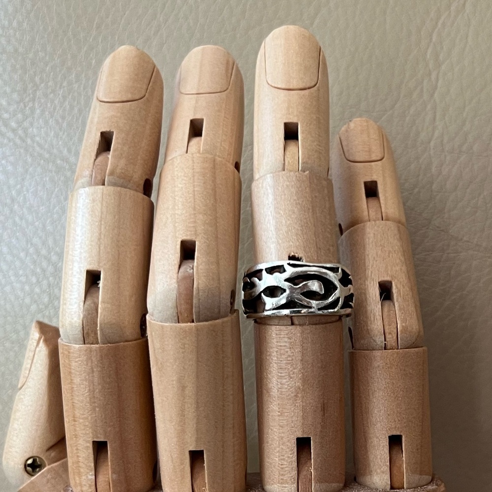 Carved 925 Sterling Silver Vintage Celtic Style Band Ring Womens 7